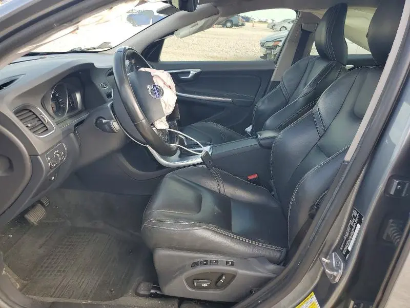 2018 VOLVO S60 DYNAMIC  