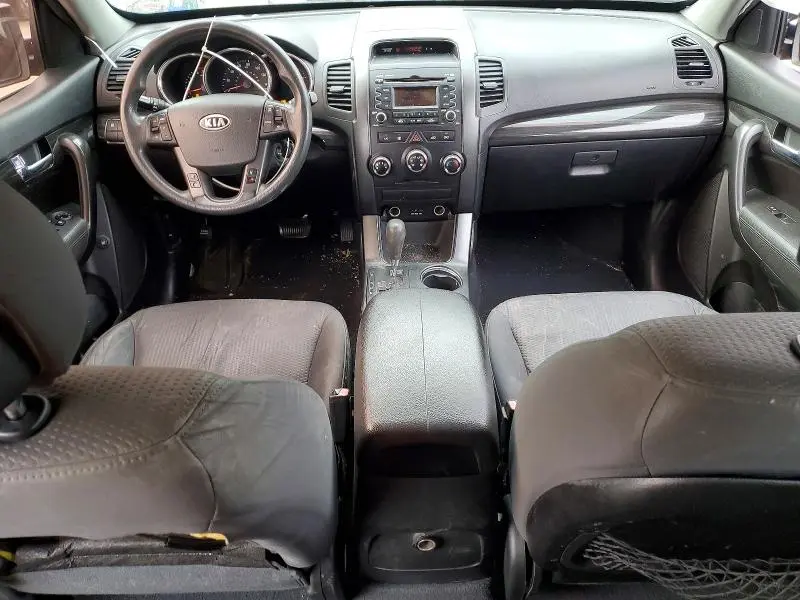 2012 KIA SORENTO LX  
