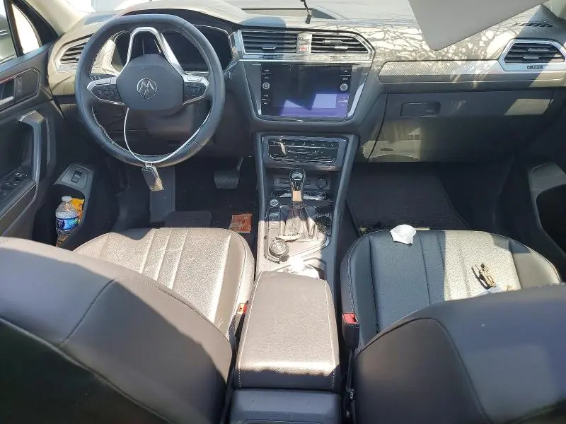 2022 VOLKSWAGEN TIGUAN SE  