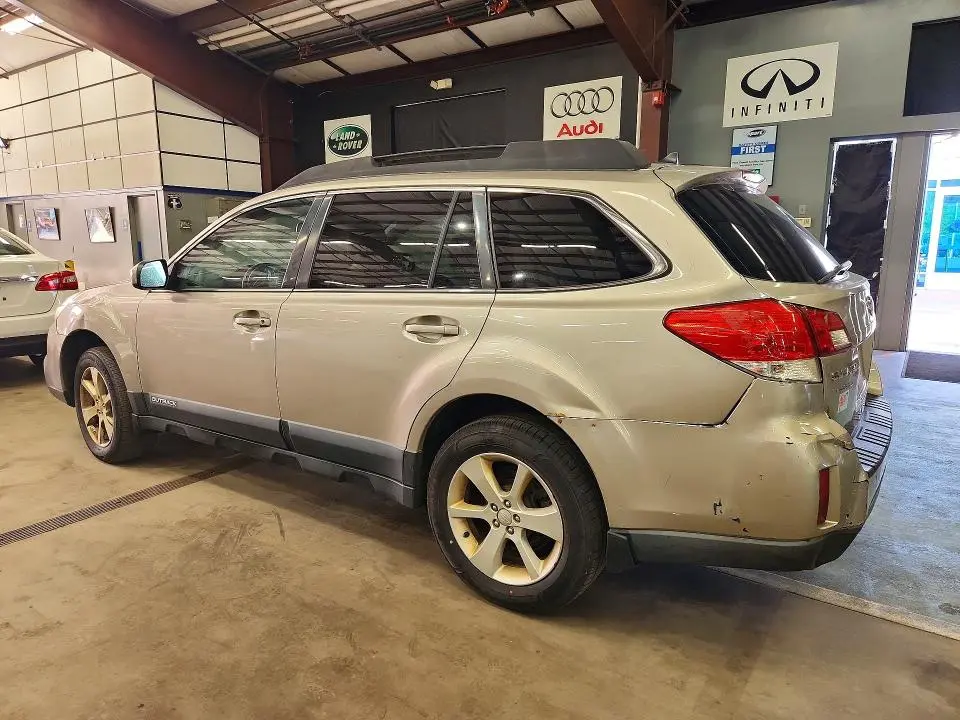 2014 SUBARU OUTBACK 2.5I PREMIUM  