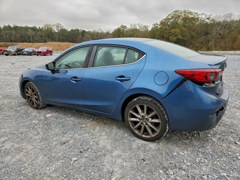 2018 MAZDA 3 TOURING  