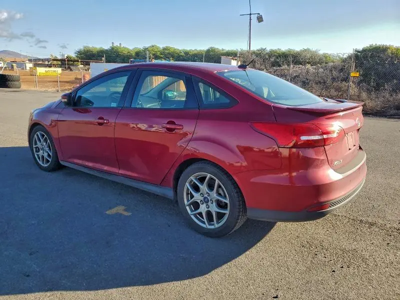 2015 FORD FOCUS SE  