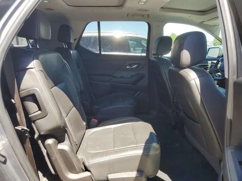 2021 CHEVROLET TRAVERSE RS  