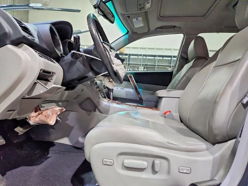 2012 TOYOTA HIGHLANDER LIMITED  