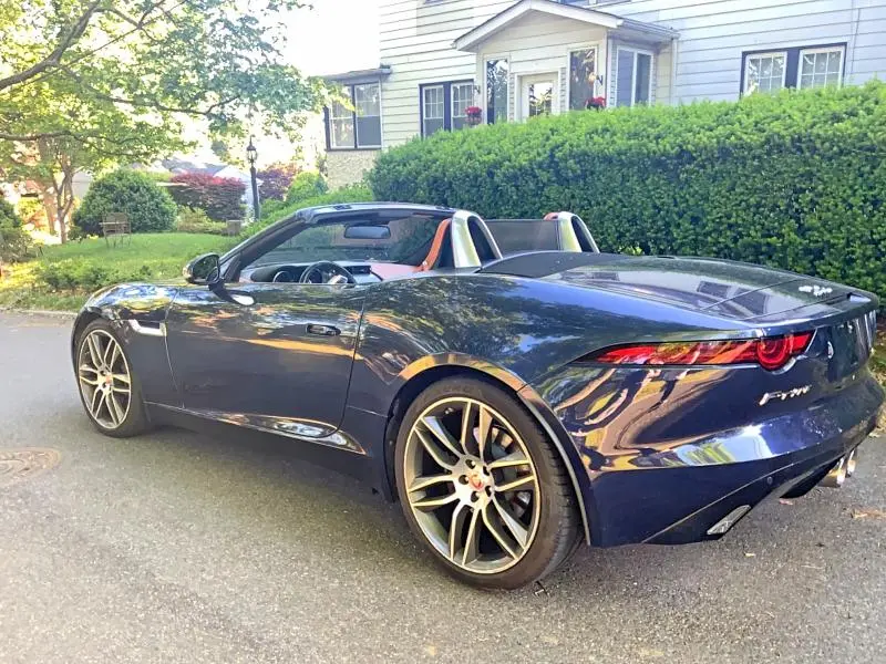 2018 JAGUAR F-TYPE R DYNAMIC  