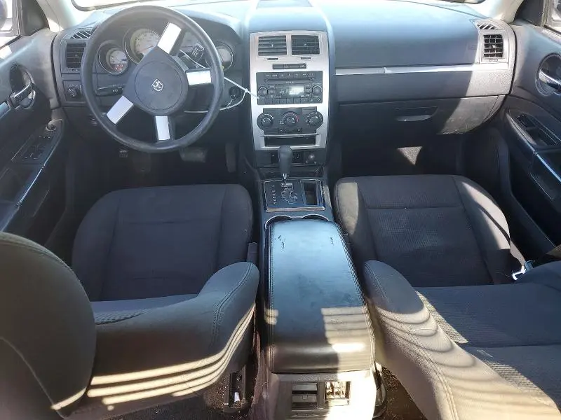 2010 DODGE CHARGER SXT  