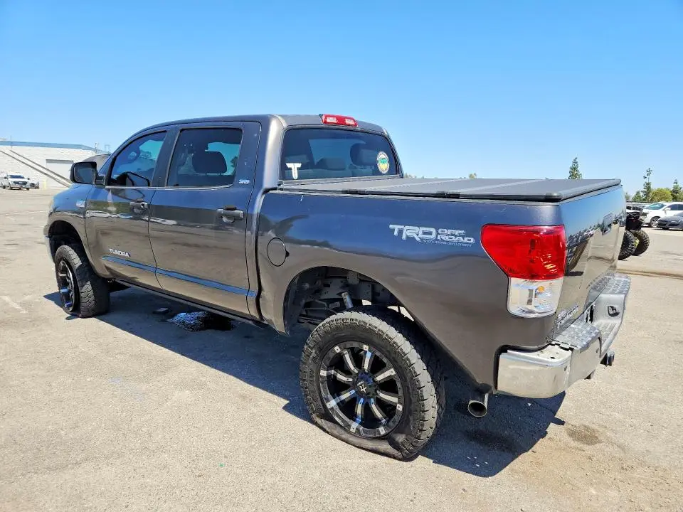 2012 TOYOTA TUNDRA CREWMAX SR5  