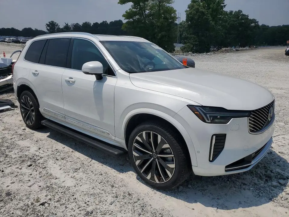 2025 VOLVO XC90 ULTRA  