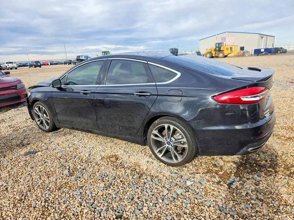 2019 FORD FUSION TITANIUM  