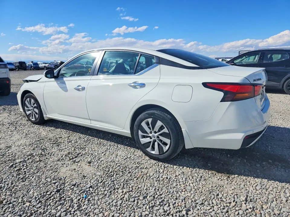 2023 NISSAN ALTIMA S  