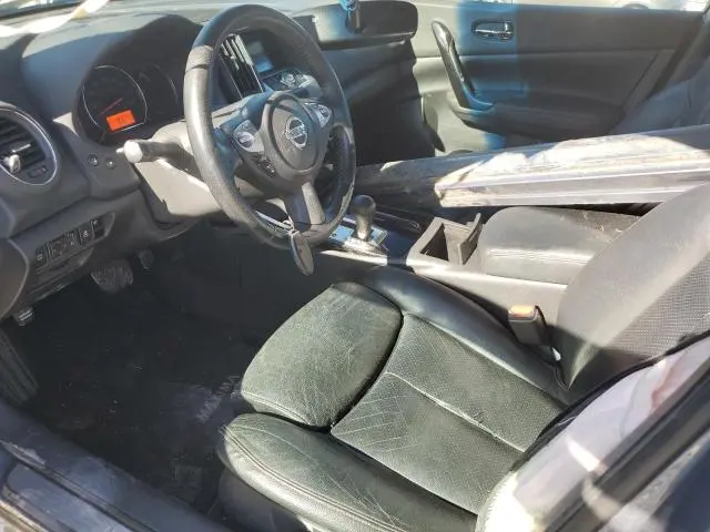 2010 NISSAN MAXIMA S  