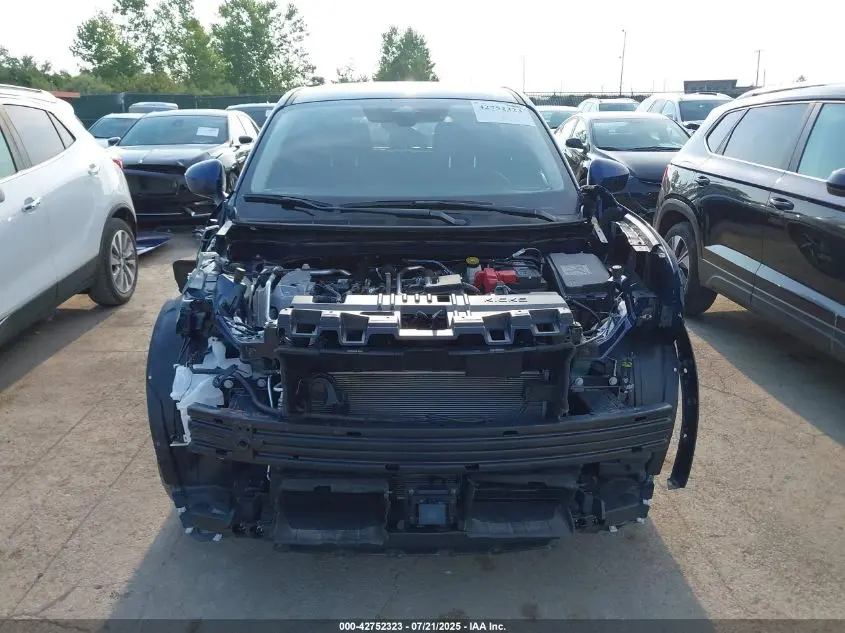 2025 NISSAN KICKS SV FWD