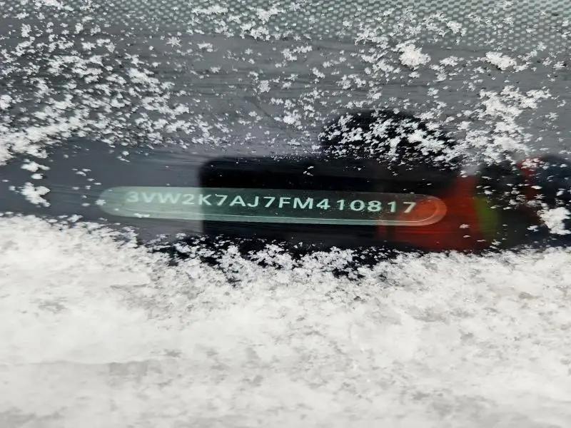 2015 VOLKSWAGEN JETTA BASE  