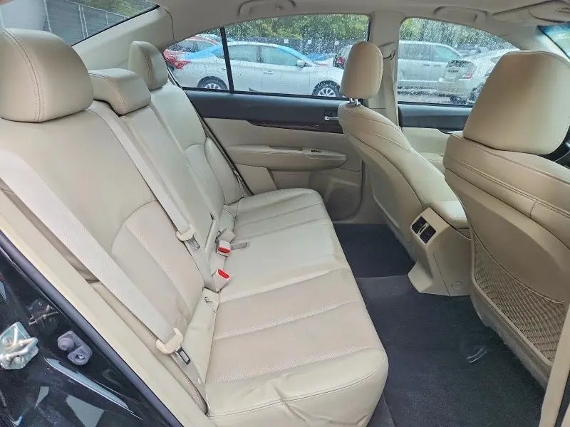 2013 SUBARU LEGACY 2.5I LIMITED  