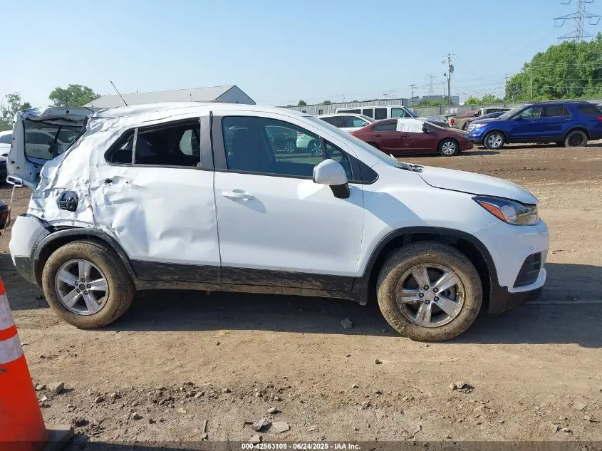 2022 CHEVROLET TRAX AWD LS