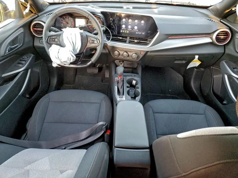 2025 CHEVROLET TRAX 1RS  