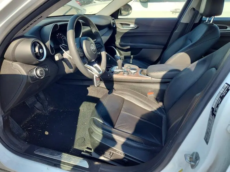 2021 ALFA ROMEO GIULIA TI  