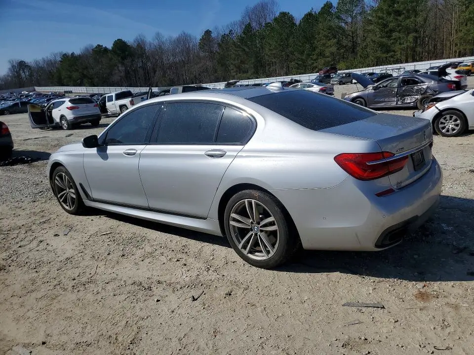 2016 BMW 750 XI  