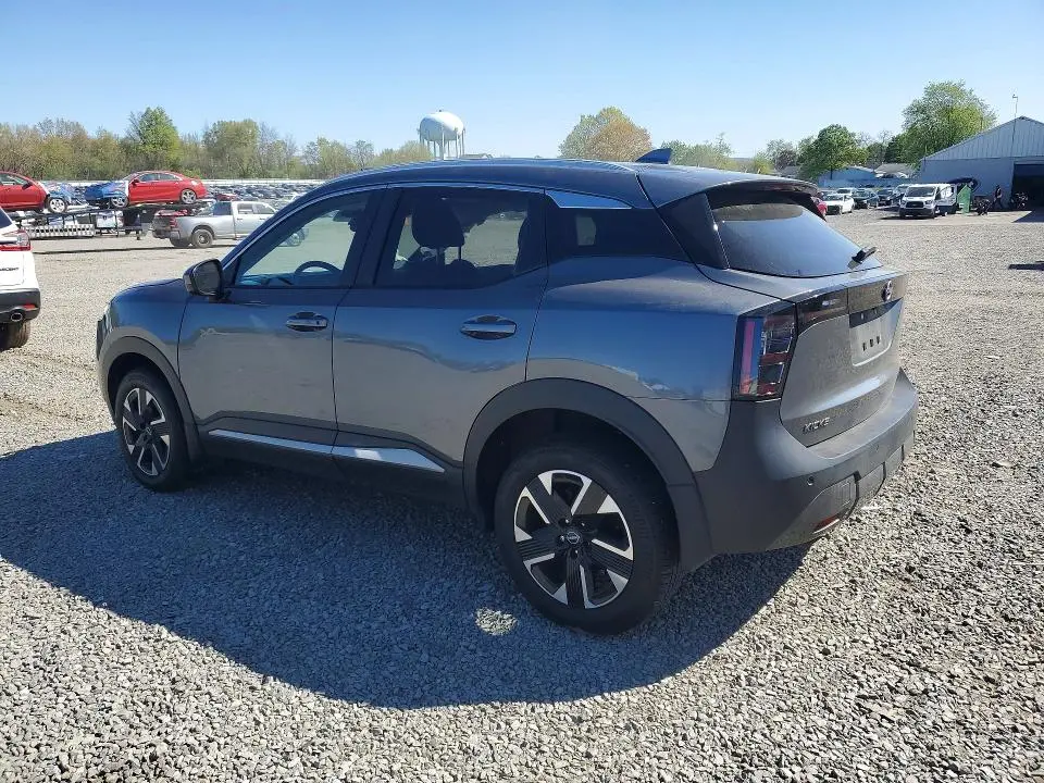 2025 NISSAN KICKS SV  