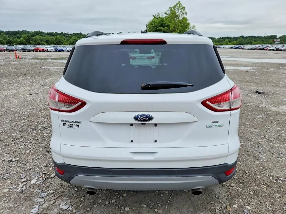 2015 FORD ESCAPE SE  
