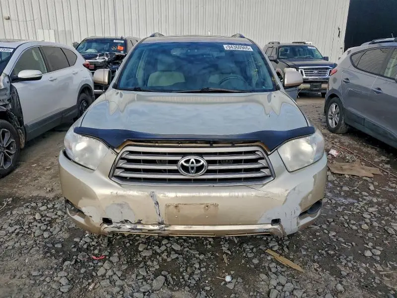 2010 TOYOTA HIGHLANDER   