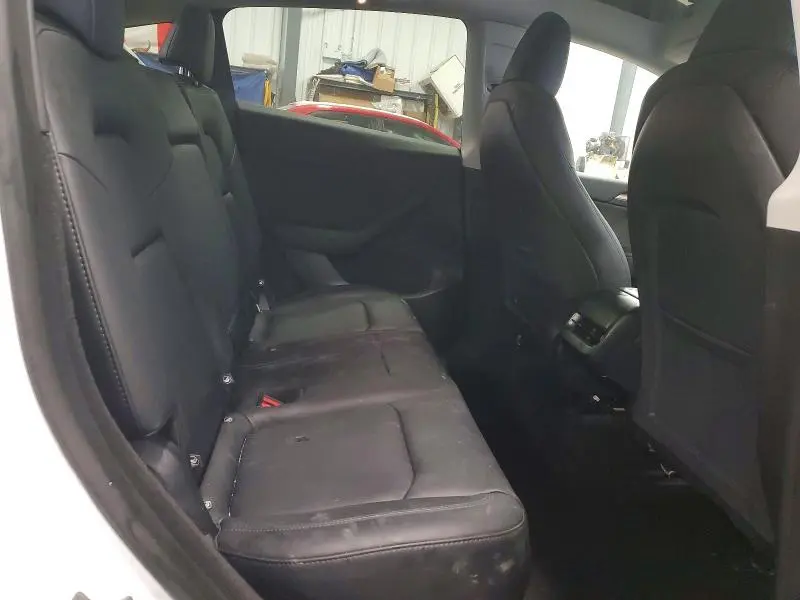2025 TESLA MODEL Y   
