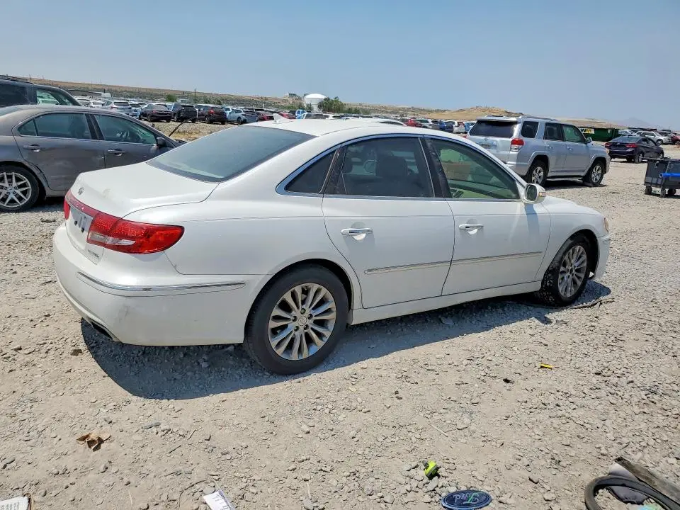 2011 HYUNDAI AZERA LIMITED  
