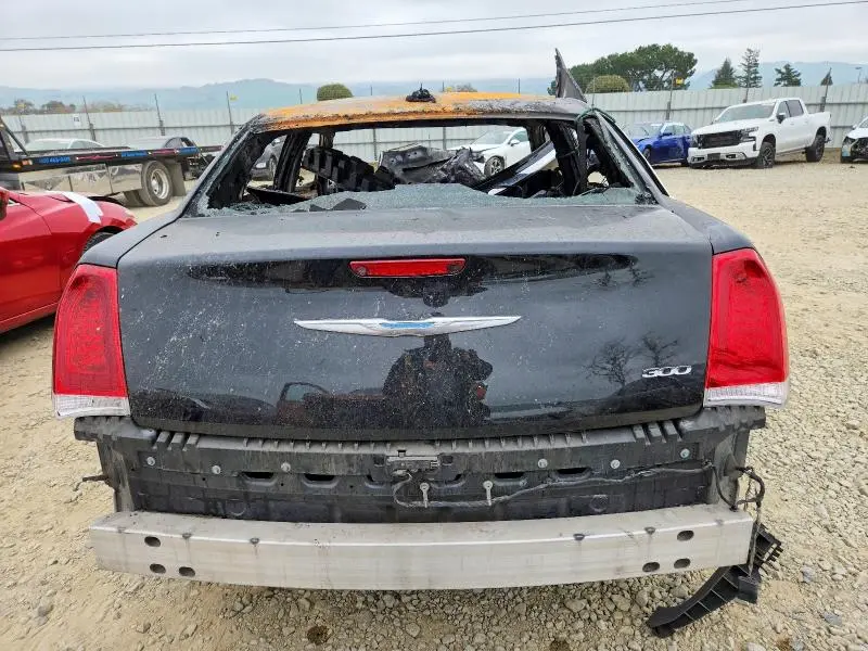 2017 CHRYSLER 300 LIMITED  