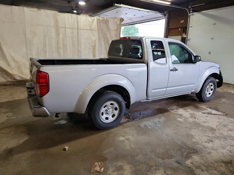 2012 NISSAN FRONTIER S  