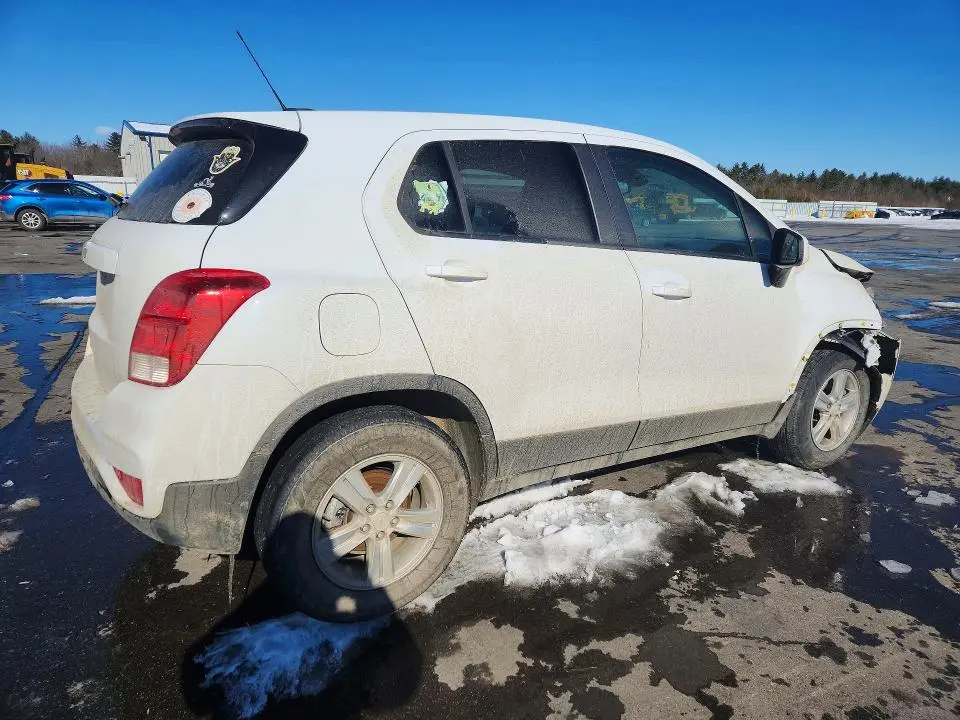 2022 CHEVROLET TRAX LS  