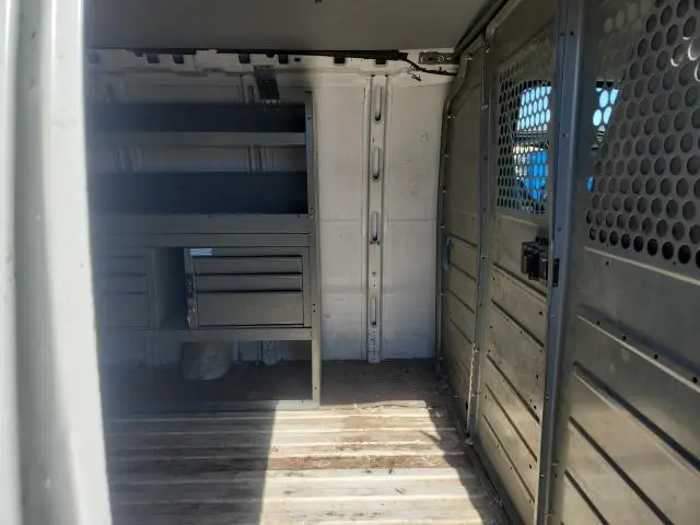 2011 GMC SAVANA G2500  