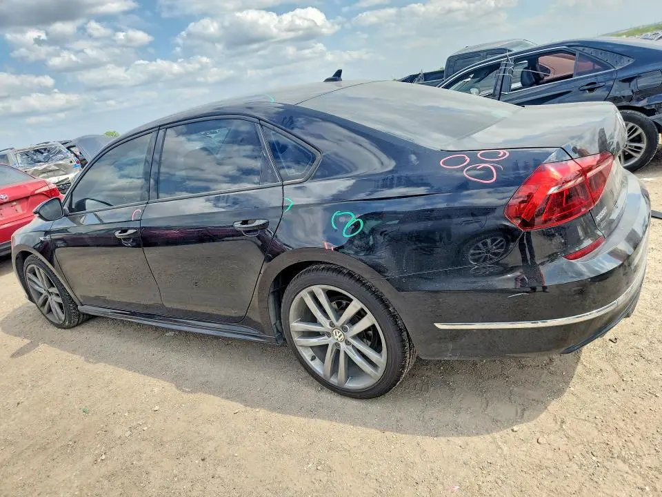 2018 VOLKSWAGEN PASSAT S  