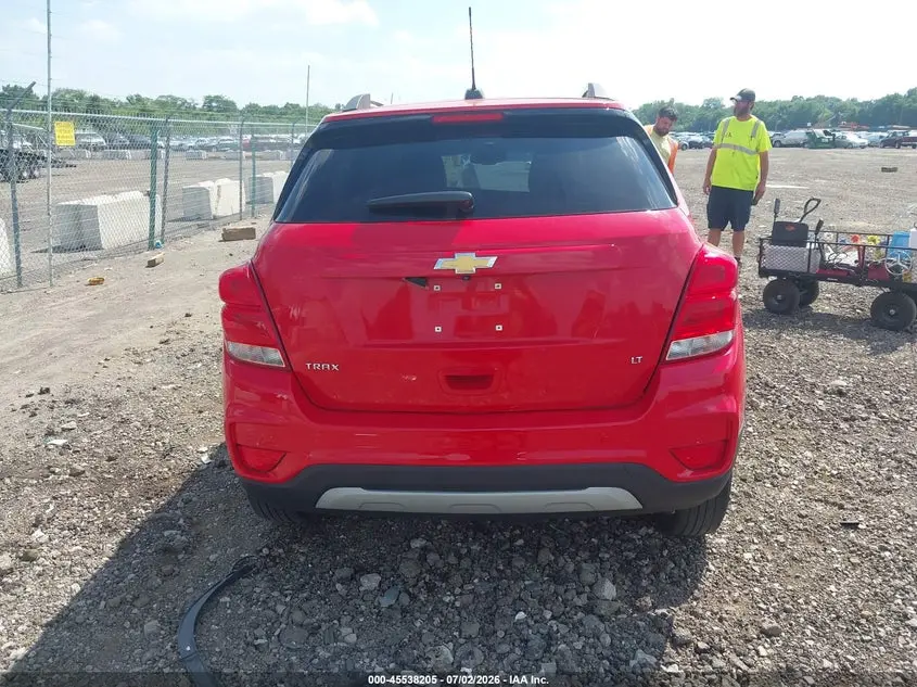 2020 CHEVROLET TRAX FWD LT