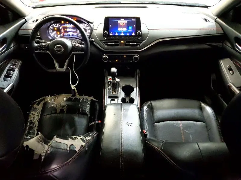 2021 NISSAN ALTIMA SR  
