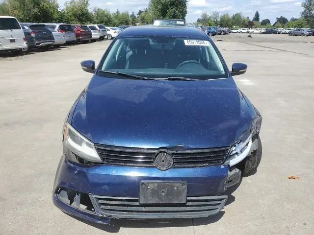 2012 VOLKSWAGEN JETTA SE  
