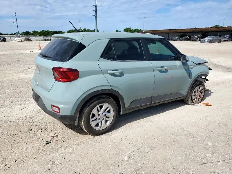 2025 HYUNDAI VENUE SE  