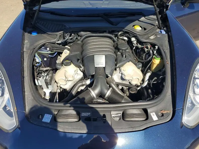 2016 PORSCHE PANAMERA 2  