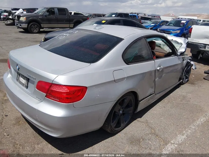 2011 BMW 328I  