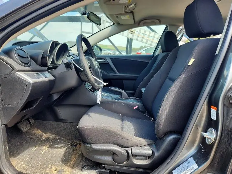 2011 MAZDA 3 I  