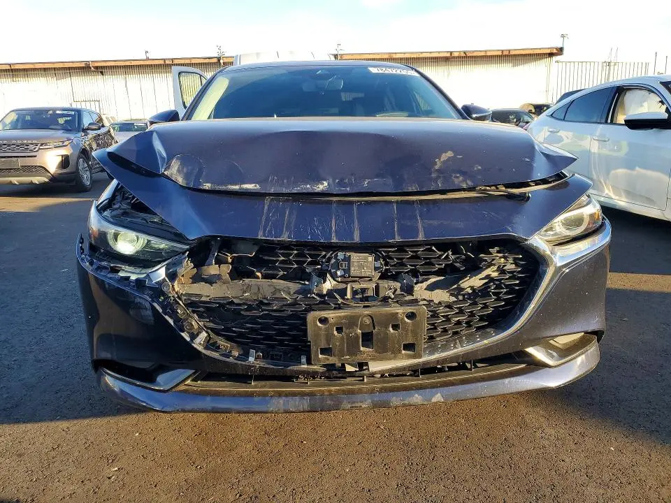 2020 MAZDA 3 PREMIUM  