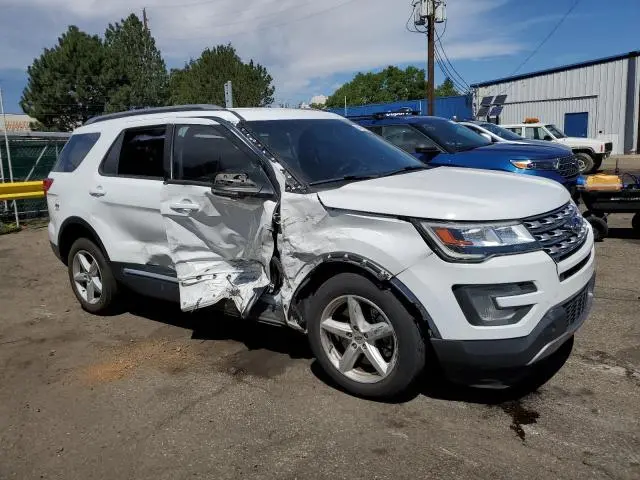 2017 FORD EXPLORER XLT  