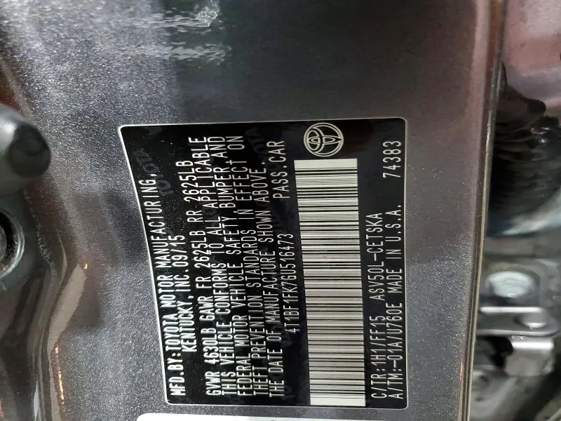 2016 TOYOTA CAMRY SE  