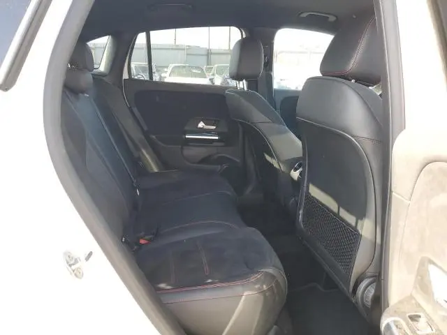 2022 MERCEDES-BENZ GLA 250 4MATIC  