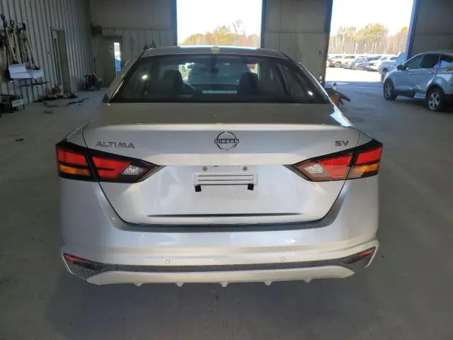 2024 NISSAN ALTIMA SV  