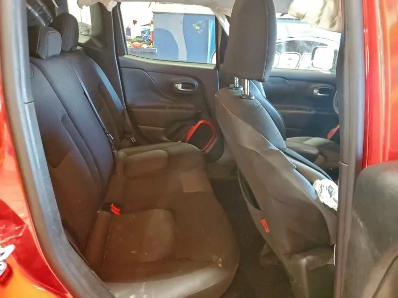 2015 JEEP RENEGADE TRAILHAWK  