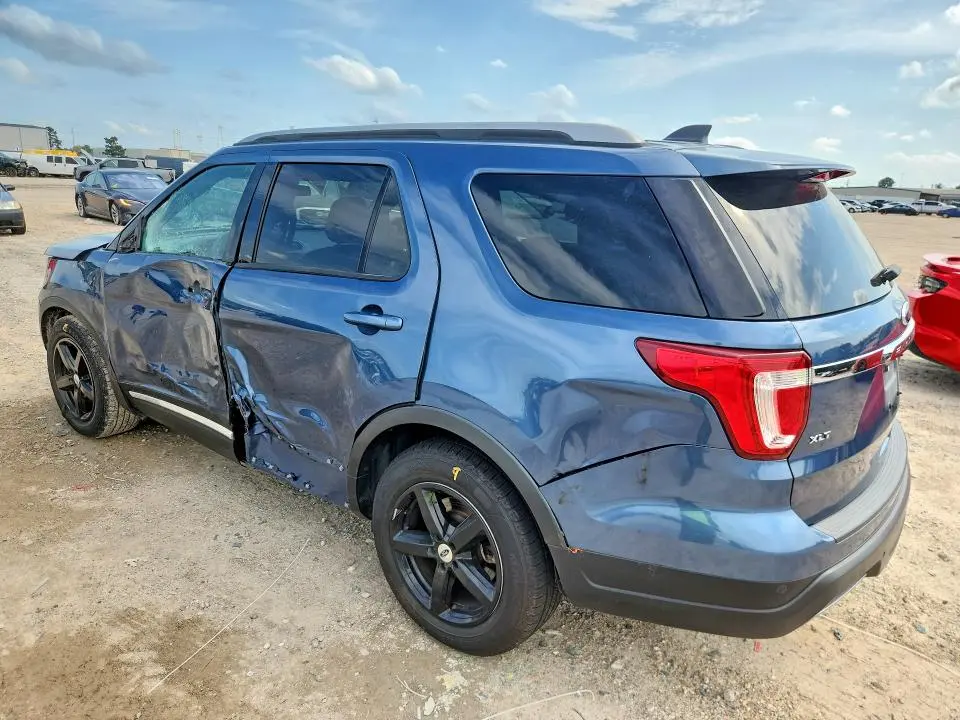 2019 FORD EXPLORER XLT  
