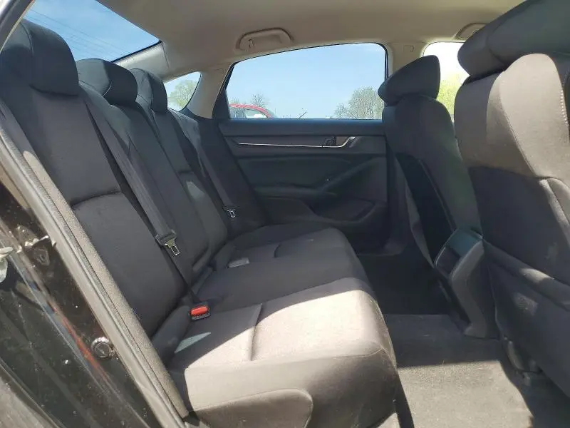 2018 HONDA ACCORD LX  