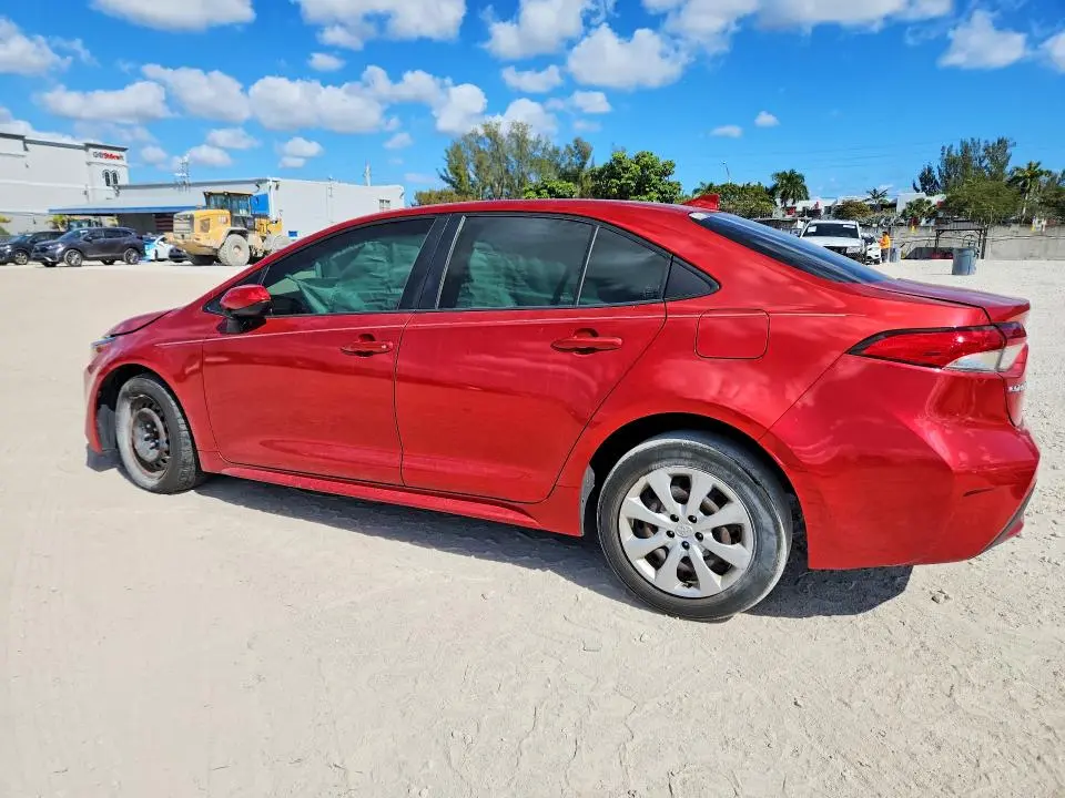 2021 TOYOTA COROLLA LE  
