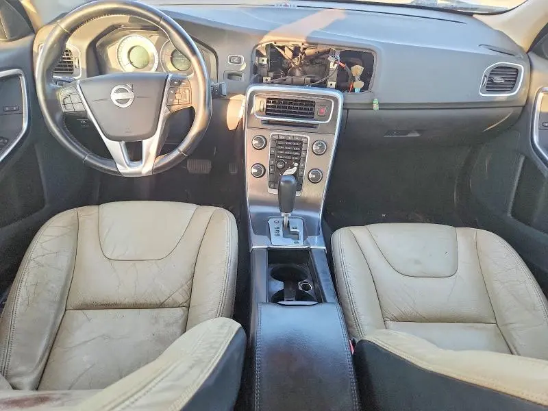 2012 VOLVO S60 T5  
