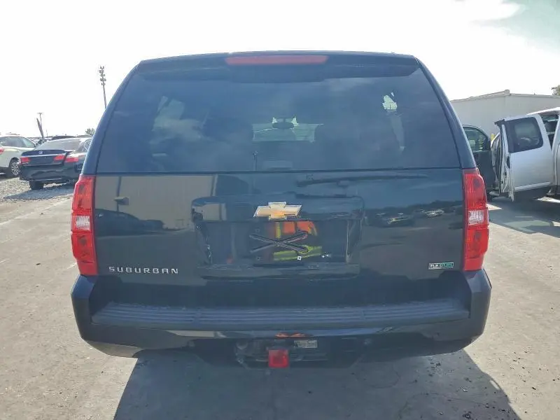 2011 CHEVROLET SUBURBAN K1500 LT  